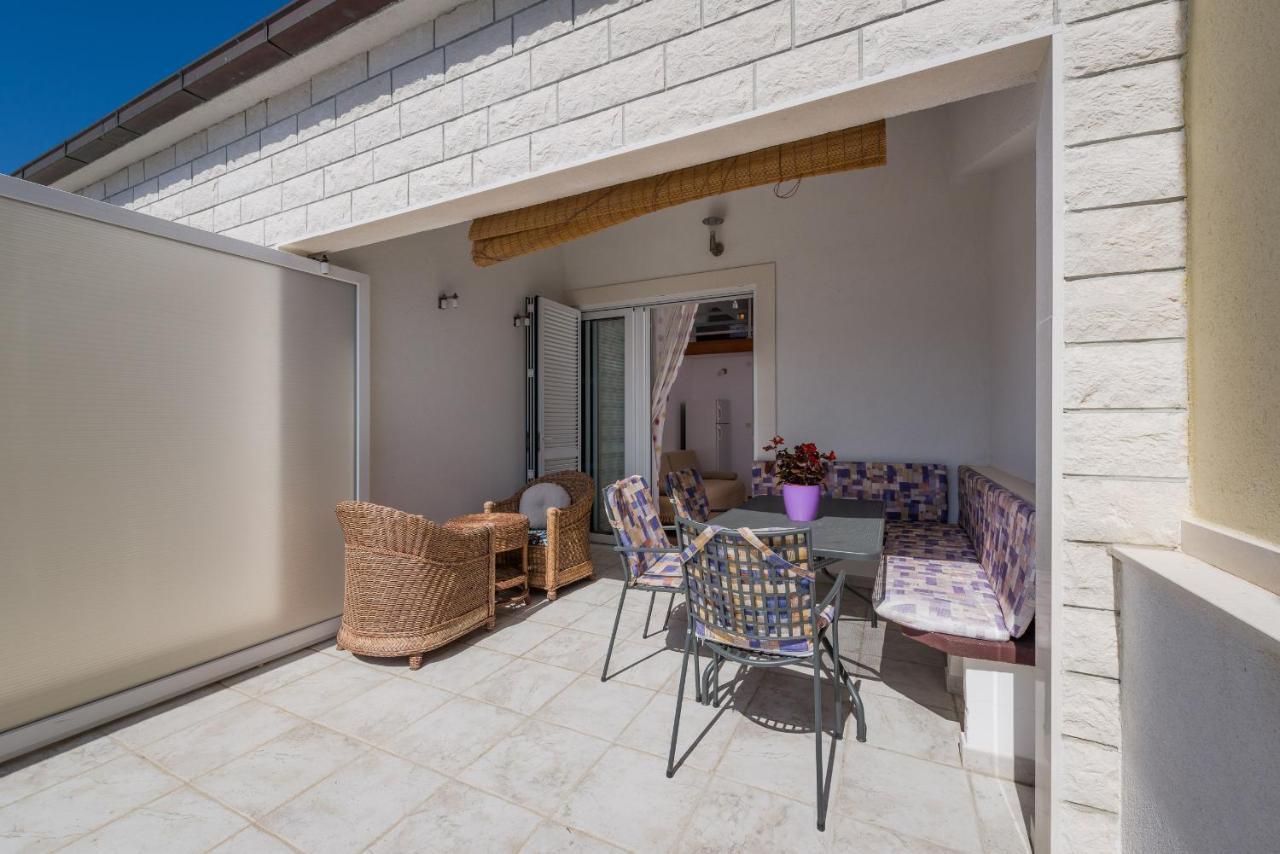 Luxury Bellavista Amazing Sea Holidays With Private Beach & Parking Milna  Exterior photo