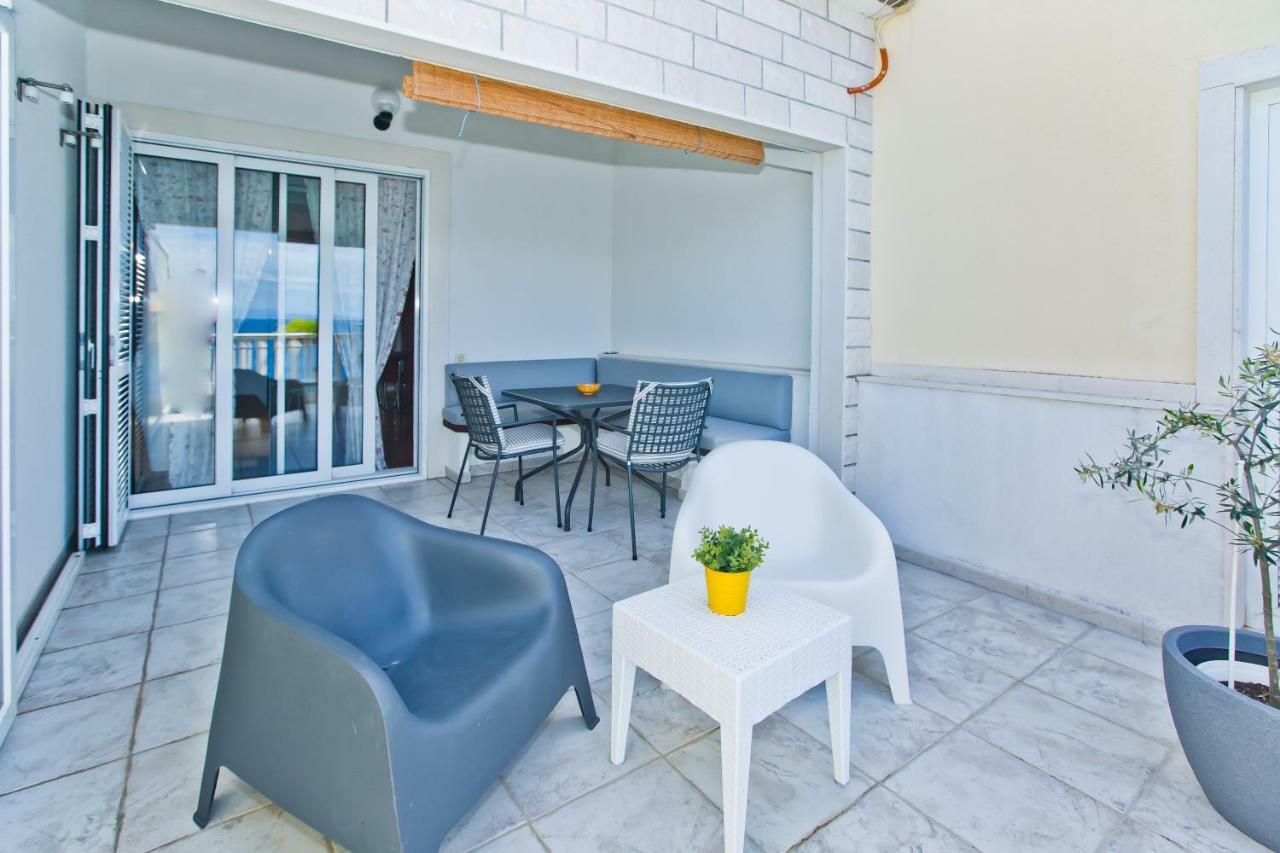 Luxury Bellavista Amazing Sea Holidays With Private Beach & Parking Milna  Exterior photo